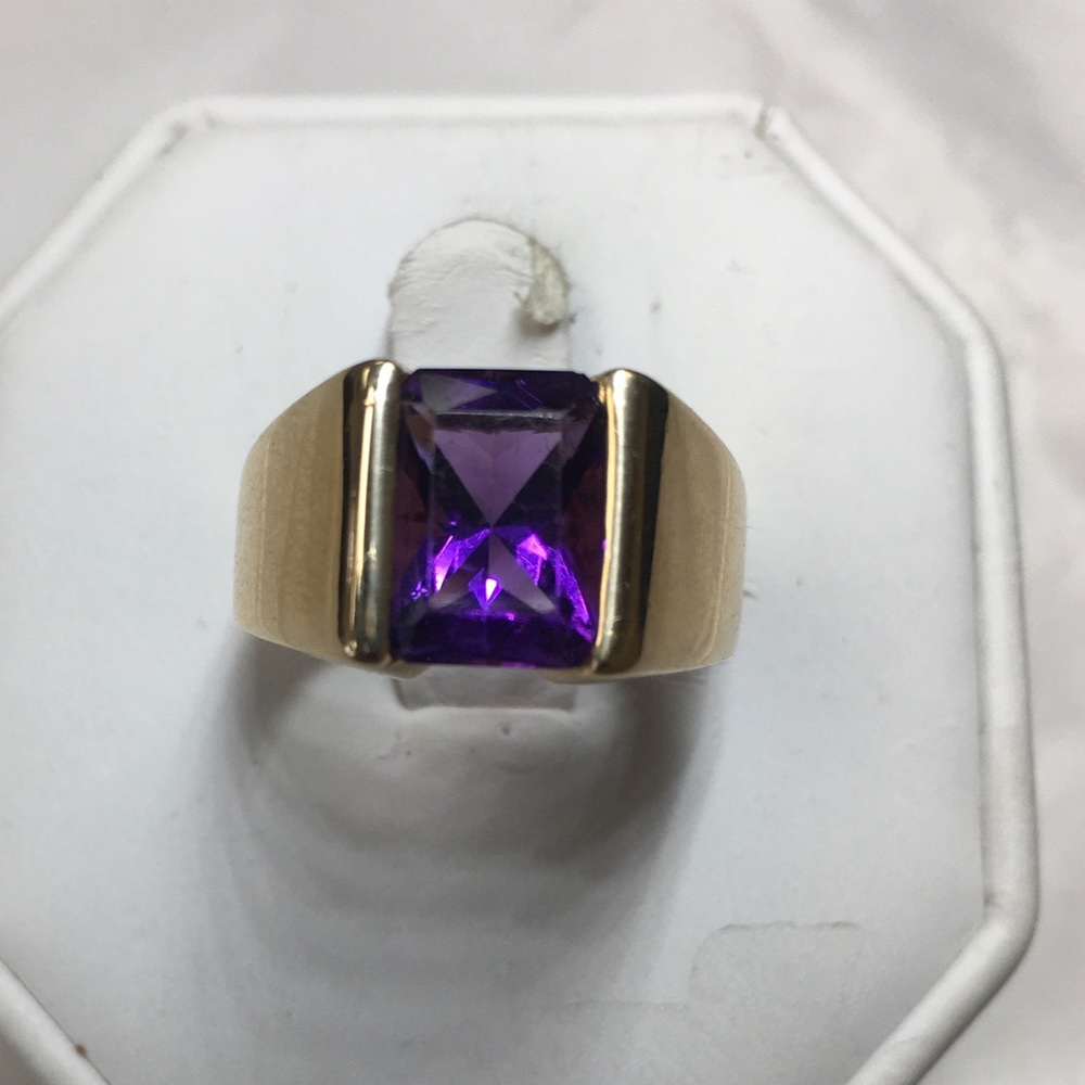 14K Gold Amethyst Ring - Picture 1 of 8